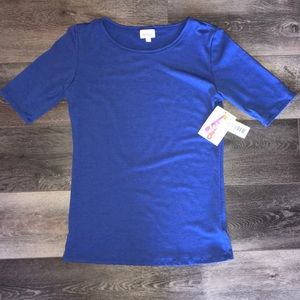 Lularoe Gigi shirt